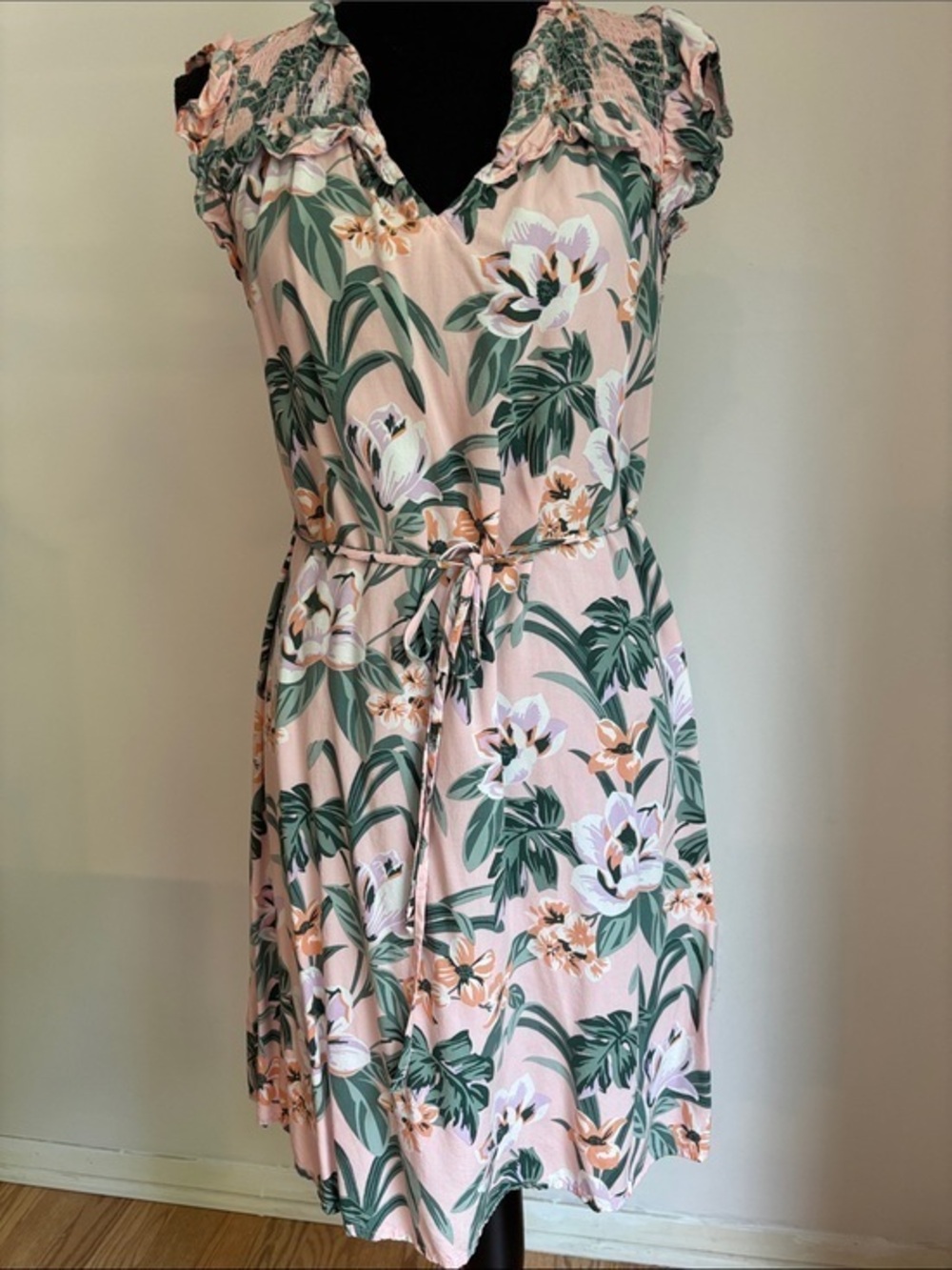 Hawaiian floral dress LOFT XS adorable!!